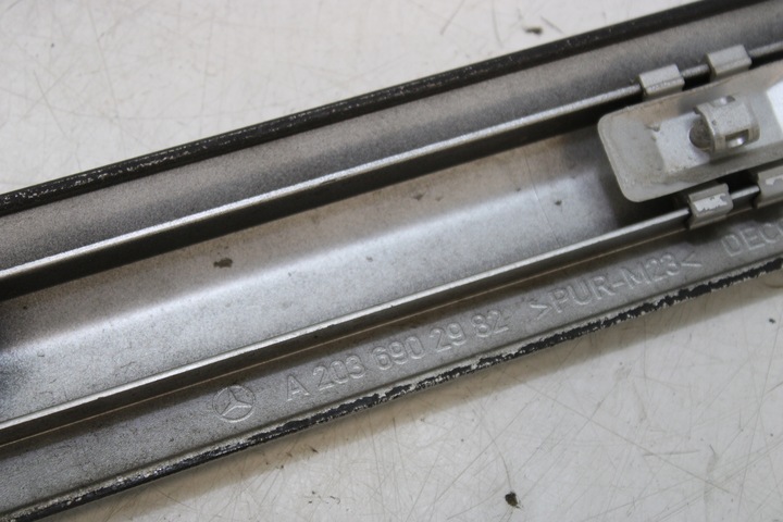 фото №5, Планка дверь правая перед mercedes w203 купе sport a2036903082