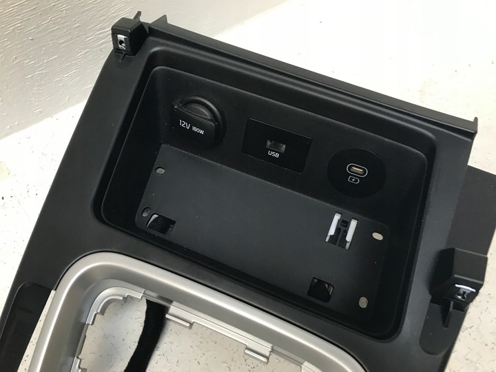 фото №2, Kia ceed iii рестайлинг рамка туннеля рычаг переключения передач usb прикуриватель eu механическая коробка передач 21-23