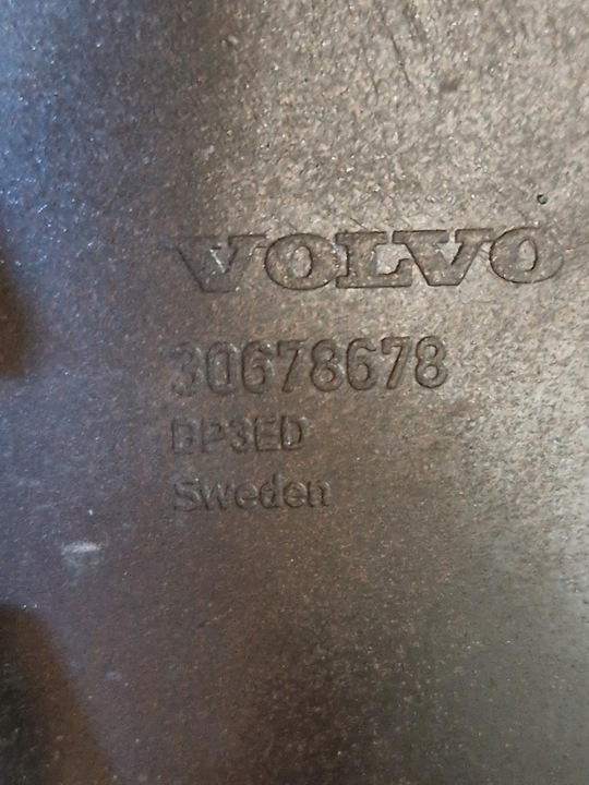 фото №14, Volvo xc70 xc 70 рестайлінг бампер перед переднє радар 30678678