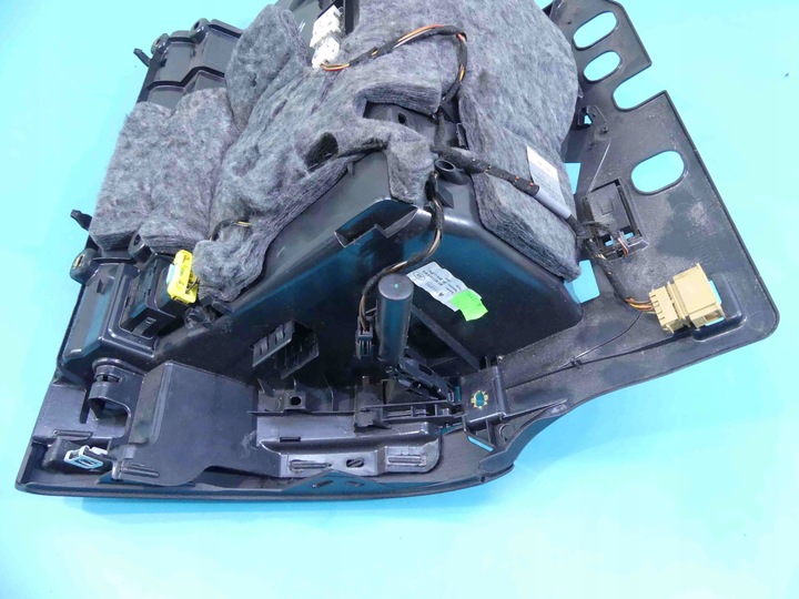 фото №8, Бардачок пассажира audi a5 i 8t 8k1857035