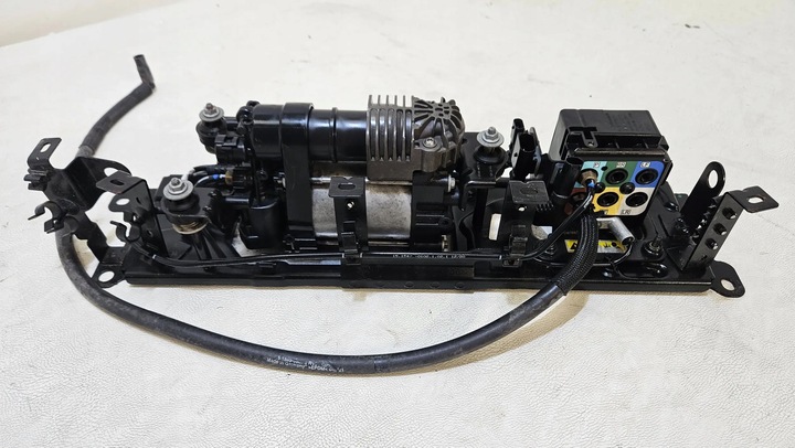 фото №6, Компресор підвішування rozdrzielacz maserati levante