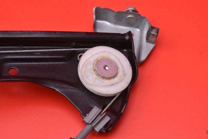 фото №9, Склопідйомник правий перед eu a2197201046 mercedes cls c219 04-10