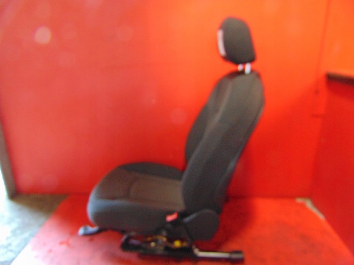 фото №10, Audi q7 4l сидіння пасажира праві перед переднє євро