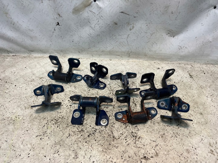 фото №1, Jeep grand cherokee wk2 петля двері перед зад