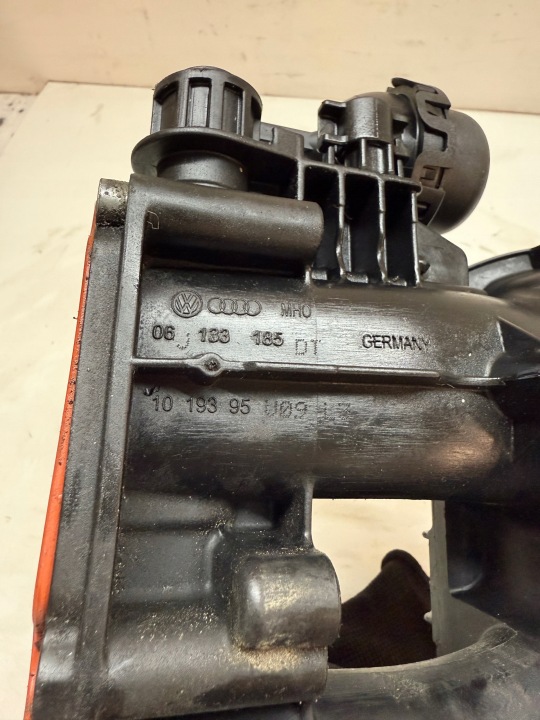 фото №9, Коллектор впускной 2.0 tsi ccz vw seat skoda audi 06j133185dt оригинал исправный
