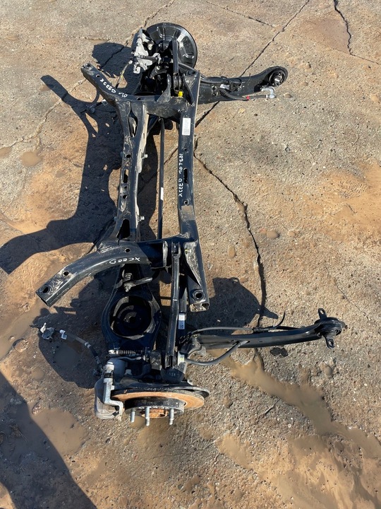 фото №5, Kia x ceed 1.0 1.5 t-gdi підвішування зад поворотна опора візок важелі комплект