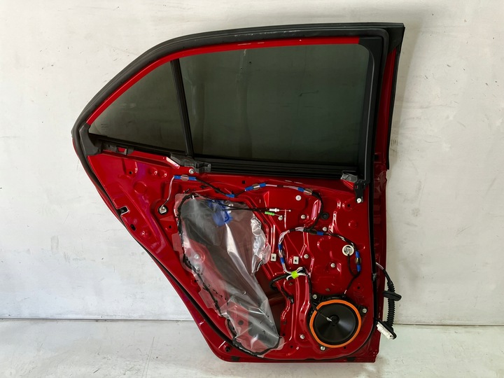 фото №11, Corolla e21 хэтчбек дверь задние левый зад 3u5 2sz