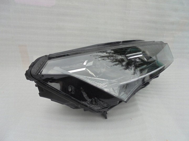 фото №11, Полный led правое левое фара skoda enyaq iv 5lb eu 5lb941016a 5lb941015a kpl