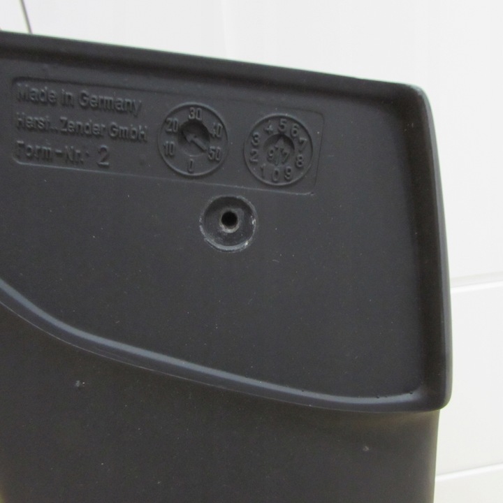 фото №5, Спойлер задней крышки peugeot 406