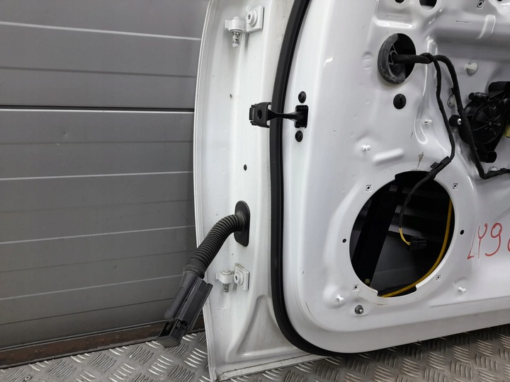 фото №10, Audi a4 s4 b9 перед сторона правая дверь