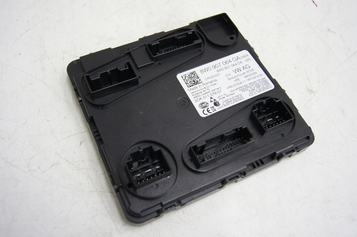 фото №1, Audi a4 b9 модуль bcm 8w0907064ga bcm2