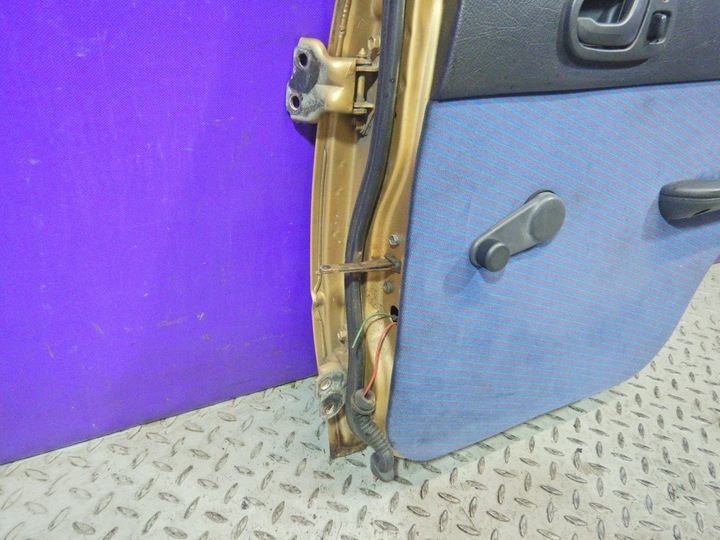 фото №6, Suzuki swift ii 96-04 sedan двері зад праві комплектні kpl z2v