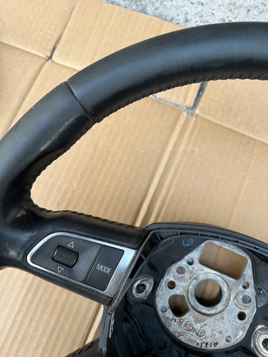 фото №4, Руль мультифункция лепестки f1 audi a8 d3