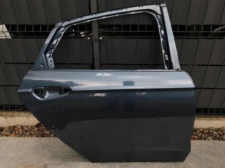 фото №1, Ford mondeo mk5 правые дверь зад sedan 15-