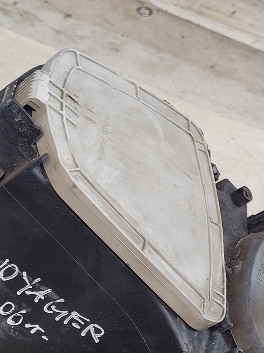 фото №9, Лампа правая передняя правые перед 04857830ac chrysler voyager iv 4 рестайлинг 06r.