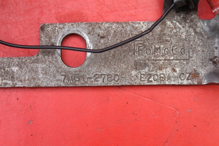 фото №7, Рычаг тормоза ручного 7m51-2780-ad ford kuga mk1 08-13