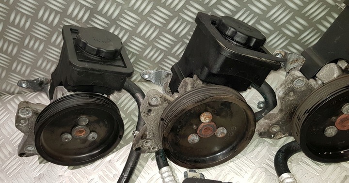 фото №15, Bmw e60 e61 535 3.5 d 272 насос усилителя бачок колесо ременное 7693974