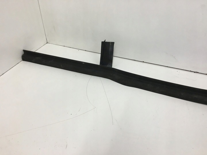 фото №10, Прокладка двері зад golf iv bora універсал права ліва 1j9839697b 1j9839698b