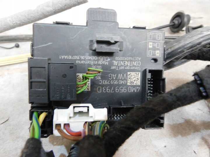 фото №13, Audi q7 4m натяжители дверь softclose soft close комплект передний рестайлинг