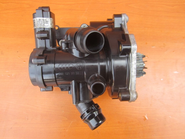 фото №15, Vw audi seat skoda 1.8 2.0 tfsi корпус термостата водяной насос 06l121111h