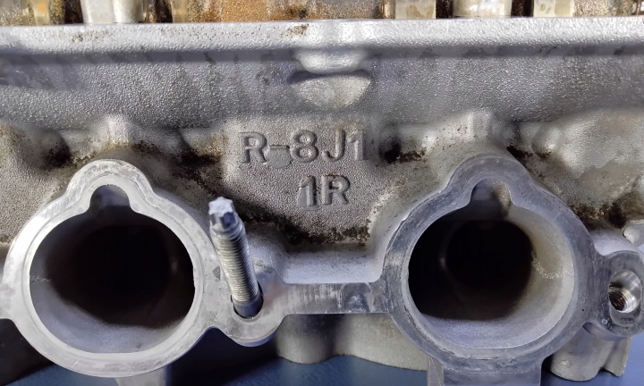 фото №5, Espace iv 3.5 v6 245km головка двигателя правая r-8j1