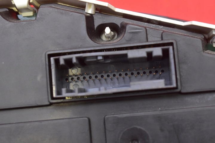 фото №7, Спідометр  прилади eu vp8v4f-10a855-a ford focus mk2 1.6 tdci 109 km рестайлінг 08-11