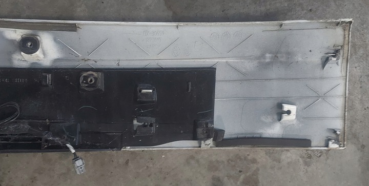 фото №8, Dodge grand caravan 11-20r накладка планка крышки зад