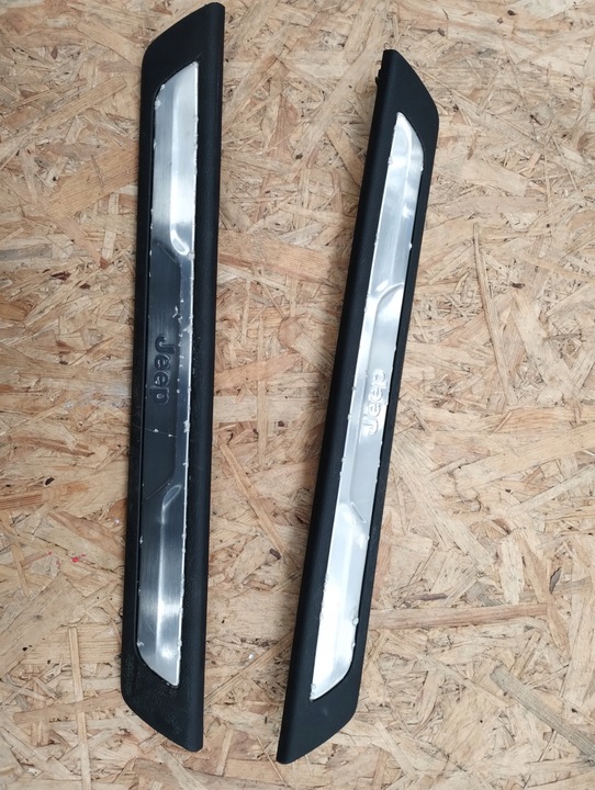 фото №1, Jeep grand cherokee wk2 накладка планка порога пороговая