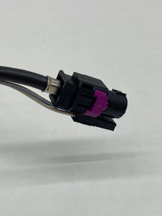 фото №9, Audi volkswagen seat skoda штекер разъём соединитель + шланг 8v0035750