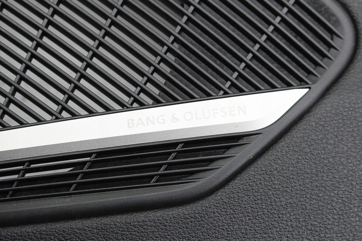 фото №13, Audi a4 8w боковина обшивки дверь дверные обивка универсал allroad 8w9 b9 skór