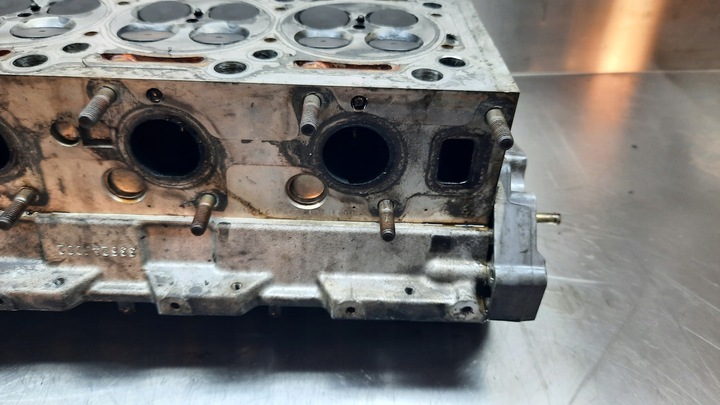 фото №5, Головка двигателя r6110162601 chrysler pt cruiser 2.2 crdi