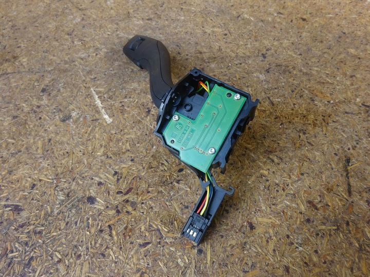 фото №13, Audi a3 8p рестайлінг 08-12 перемикач двірник 8p0953519e