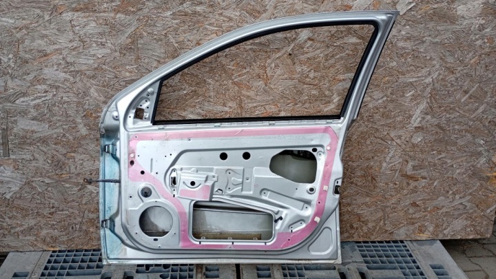 фото №13, Дверь перед правое opel astra h универсал 05r z157