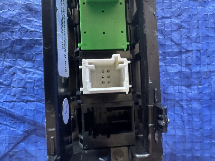 фото №9, Панель управление кнопки рамка citroen e-c3 9850765780 98095437zd