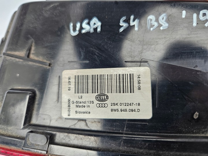 фото №8, Фара led праве зад права задня w кришка багажника audi a4 b9 8w 8w5 sedan usa matrix