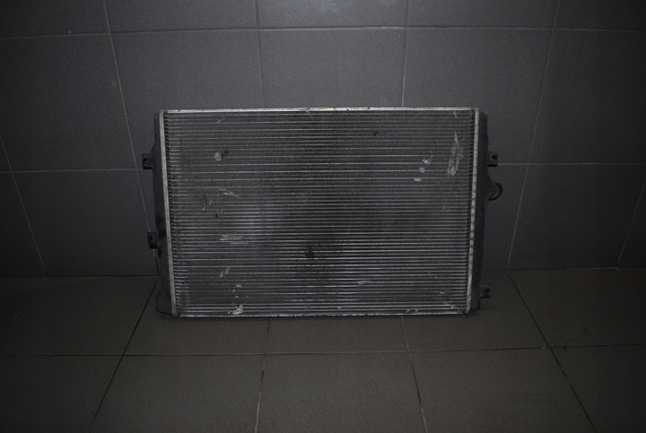 фото №6, Радіаторів води vw passat b6 2.0 tdi 3c0121253k