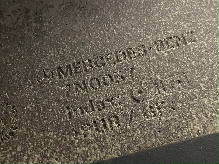 фото №10, Mercedes benz slr mclaren средняя консоль 7n0057