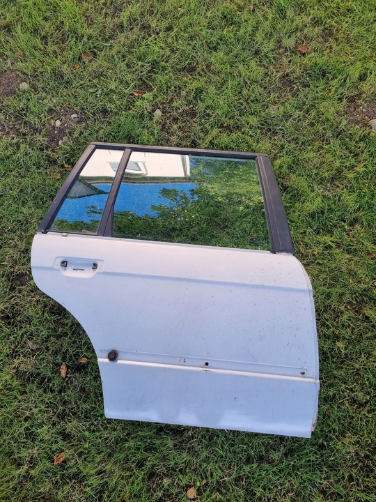 фото №1, Bmw e34 двері праві зад touring