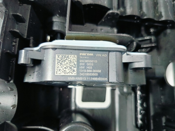 фото №15, Audi q6 e-tron 85h 24- кермо впуск повітря ролета жалюзі 85h121219e