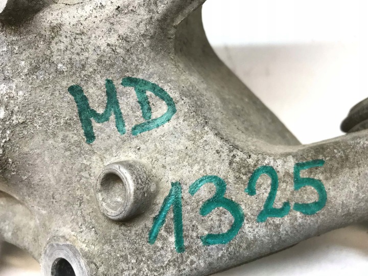 фото №11, Tesla модель 3 поворотный кулак задняя правая 1044416-00-f