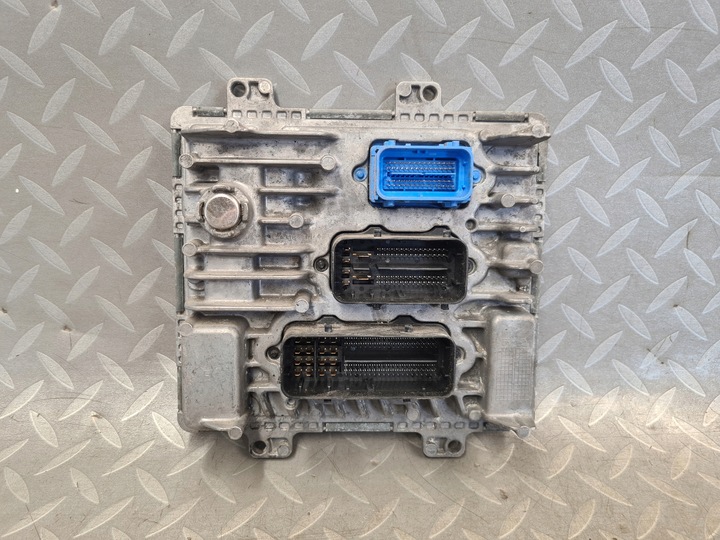 фото №1, Компьютер блок управления двигателя zafira c insignia a 2.0 b20dth 170km 55494205