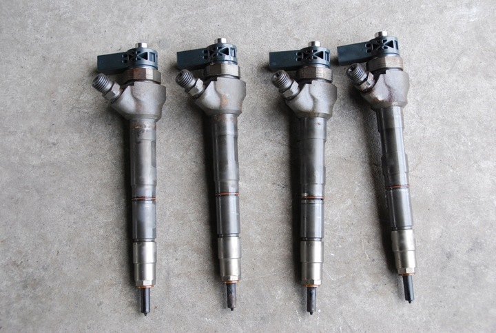 фото №1, Vw golf vii octavia 3 форсунка 2.0 tdi 04l130277e