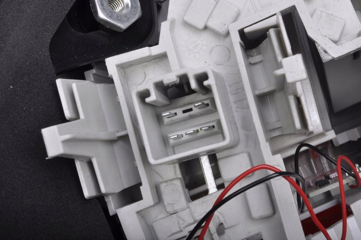 фото №8, Volvo s60 ii лампа права задня правий зад 30796268 sedan