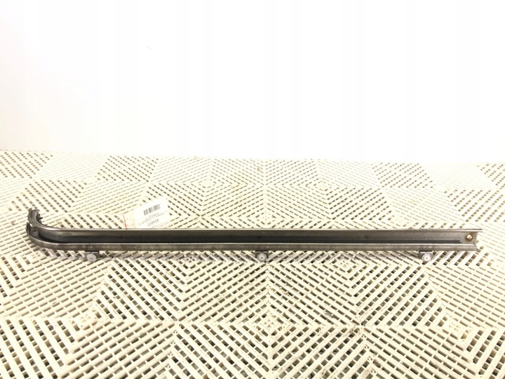 фото №1, Планка защита маскировочная накладка дверь сдвижных правая mercedes vito