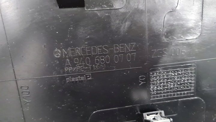 фото №5, Mercedes atego корпус консоли спидометра