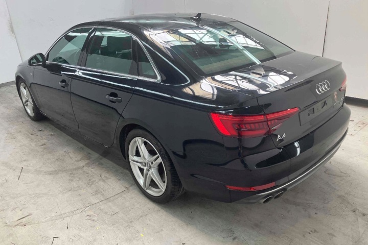 фото №14, Audi a4 sedan 8w b9 ly9t двері ліві перед + зад сторона ліва передні + задній