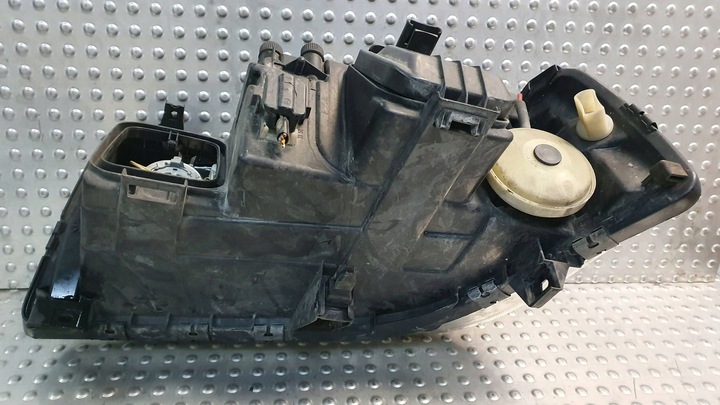 фото №7, Лампа перед права 441941004b audi v8 d11 88-