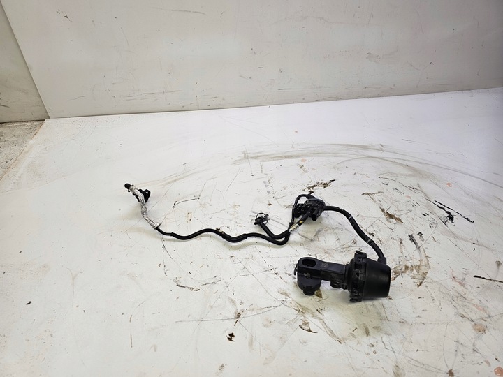 фото №1, Шланг вакуум audi s3 golf r 06k133595