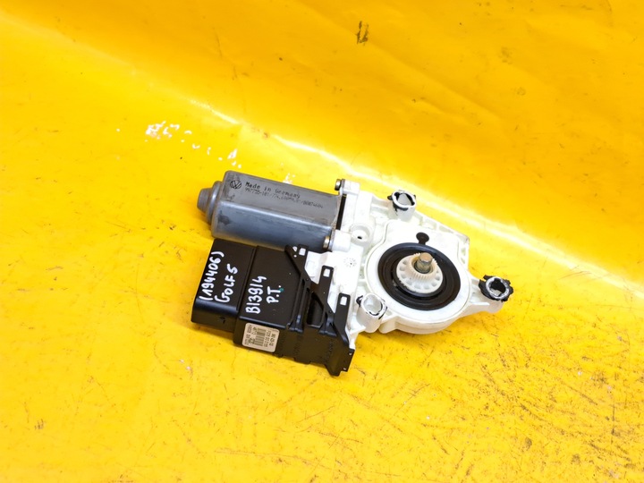 фото №1, Моторчик электрических стекло правые зад golf v 1k4839402c 18pin