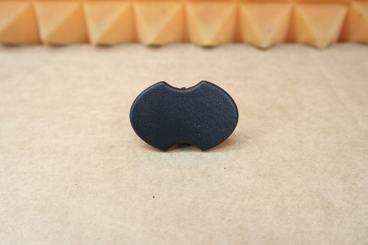 фото №1, Mercedes clc cl203 w203 заглушка кришки багажника a2037470187